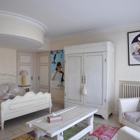 Villa Domaine le Bourdet à Saint-Sauveur-de-Cruzière Extérieur photo
