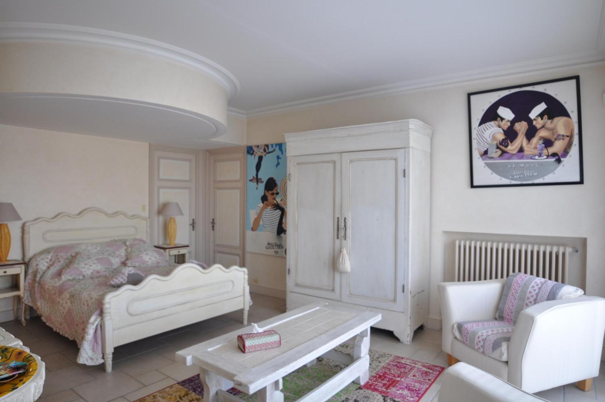 Villa Domaine le Bourdet à Saint-Sauveur-de-Cruzière Extérieur photo