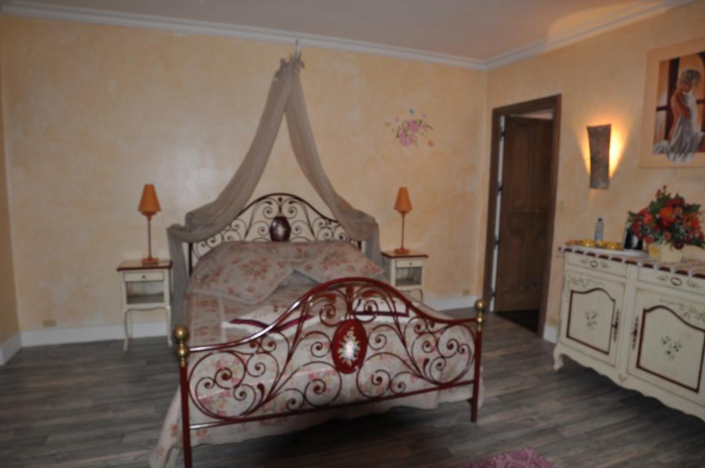Villa Domaine le Bourdet à Saint-Sauveur-de-Cruzière Chambre photo